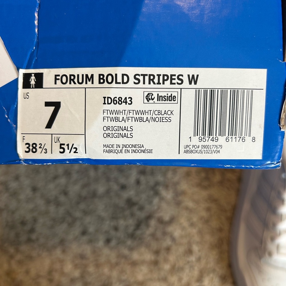 Adidas Forum Bold Stripes W in White Size 7 NWT - Picture 2 of 3